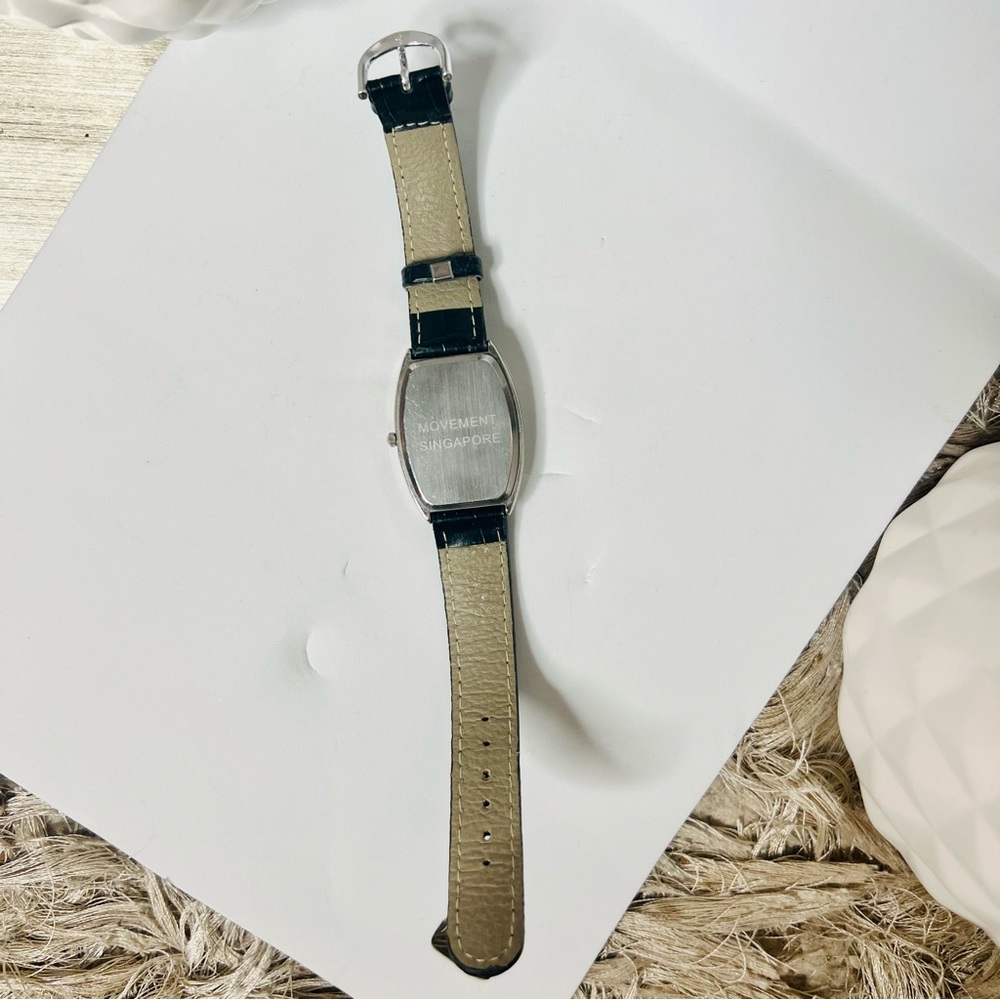 Classic Watch - image 8